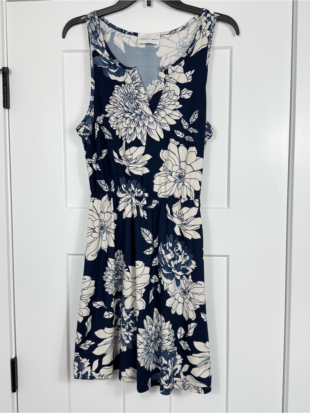 French Grey Alonia Brushed Knit Dress Sleeveless Navy White Floral Small